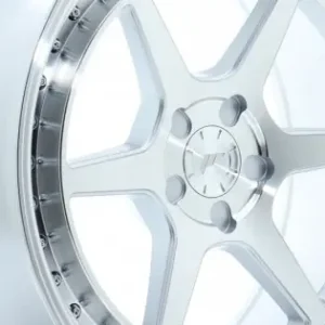 Vezi acum Janta aliaj JR Wheels JR43 19x9,5 ET15-35 5H BLANK Argintiu w/Diamond Cut
