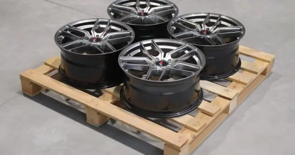 Set jante aliaj JR25 18x8,5 ET20 5x120 Hyper Negru Disponibil imediat