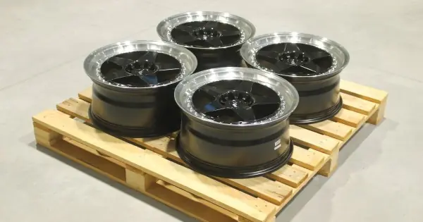 Set jante aliaj JR6 18x8,5 ET22 5x114,3/120 Negru Lucios w/Buza polisata Cumpărături sigure